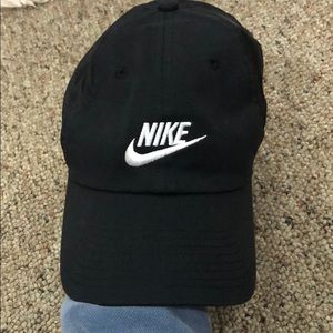 Black adjustable Nike hat